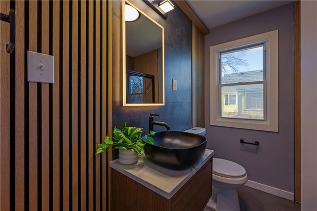 3826 Victory Drive, Kansas City, KS 66102