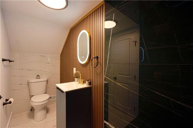 3826 Victory Drive, Kansas City, KS 66102