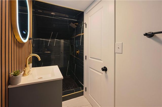 3826 Victory Drive, Kansas City, KS 66102