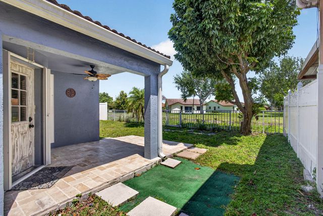 243 WEDGEWOOD Circle, Greenacres, FL 33463