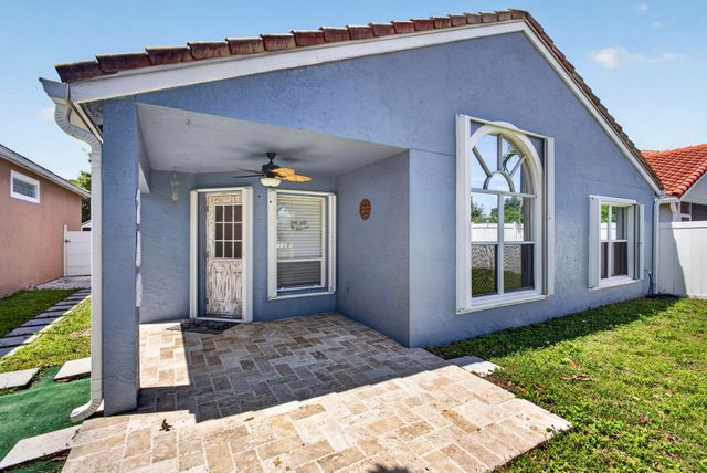 243 WEDGEWOOD Circle, Greenacres, FL 33463