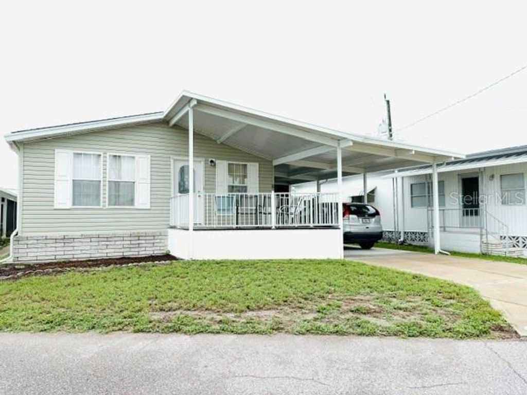 616 N WATERWAY, Venice, FL 34285