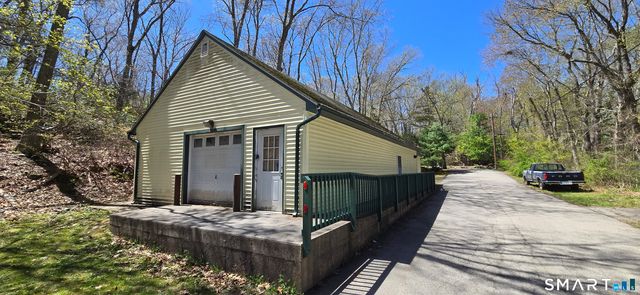 163 Main Street, Deep River, CT 06417