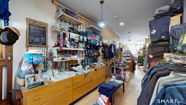 163 Main Street, Deep River, CT 06417