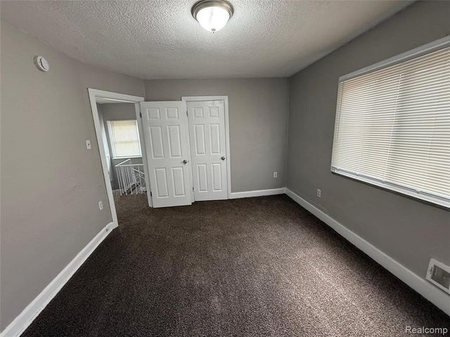 18116 Wisconsin Street, Detroit, MI 48221