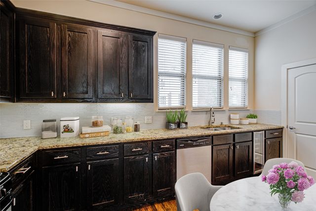 4323 Dickason Avenue 14, Dallas, TX 75219