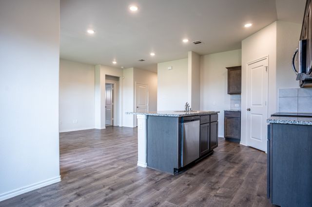 709 Alton Drive, Aubrey, TX 76227