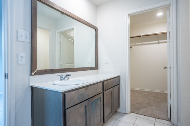 709 Alton Drive, Aubrey, TX 76227