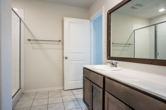 709 Alton Drive, Aubrey, TX 76227