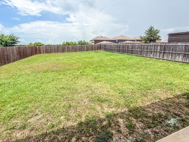 709 Alton Drive, Aubrey, TX 76227