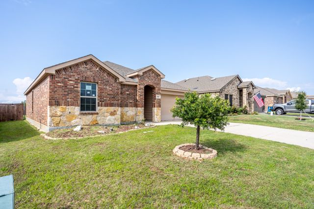 709 Alton Drive, Aubrey, TX 76227