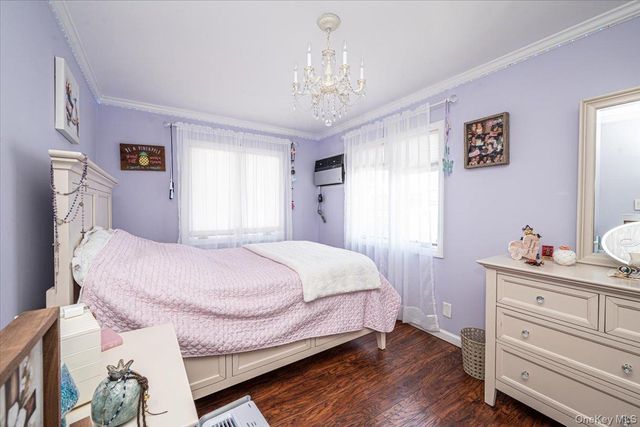 19945 34th Avenue, Flushing, NY 11358