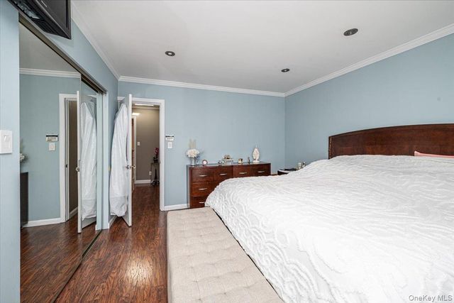 19945 34th Avenue, Flushing, NY 11358