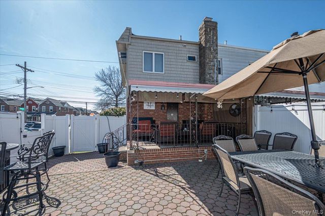 19945 34th Avenue, Flushing, NY 11358