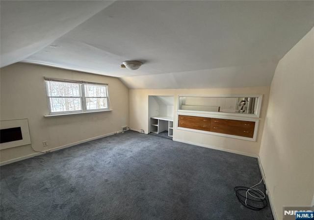 535 Roff Avenue, Palisades Park, NJ 07650