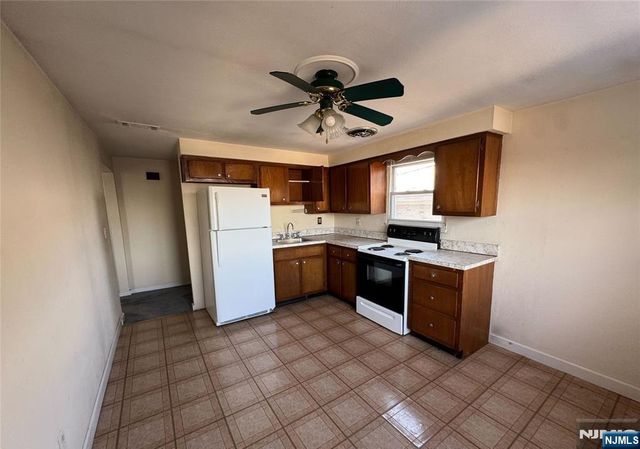 535 Roff Avenue, Palisades Park, NJ 07650