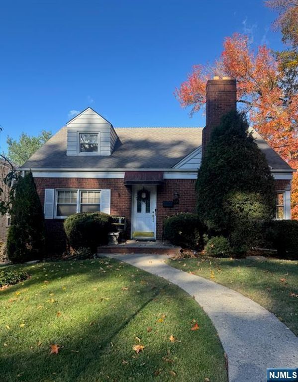 535 Roff Avenue, Palisades Park, NJ 07650