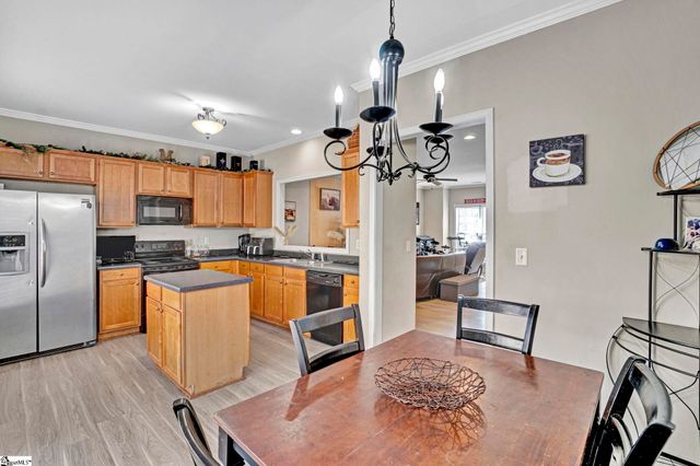 6 Amity Lane, Greenville, SC 29609