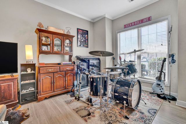 6 Amity Lane, Greenville, SC 29609