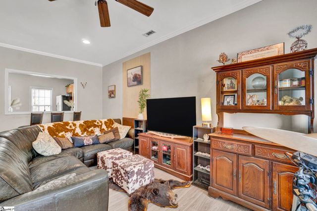 6 Amity Lane, Greenville, SC 29609