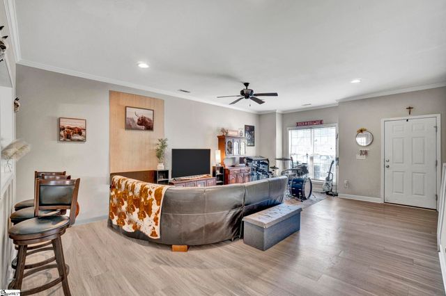 6 Amity Lane, Greenville, SC 29609