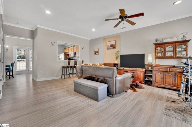 6 Amity Lane, Greenville, SC 29609