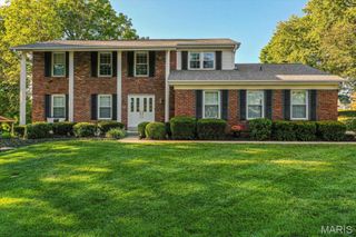 1369 Thornwick Drive, Ballwin, MO 63011