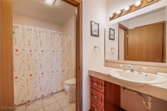 35282 Greenwich Avenue, North Ridgeville, OH 44039