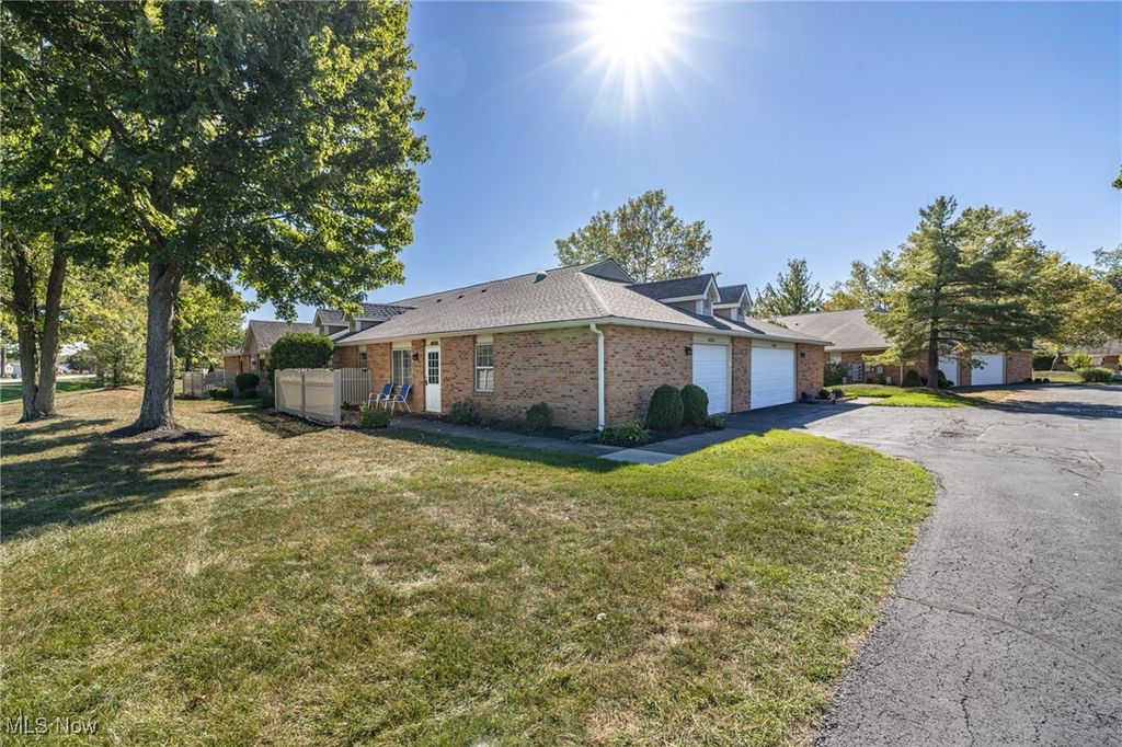 35282 Greenwich Avenue, North Ridgeville, OH 44039