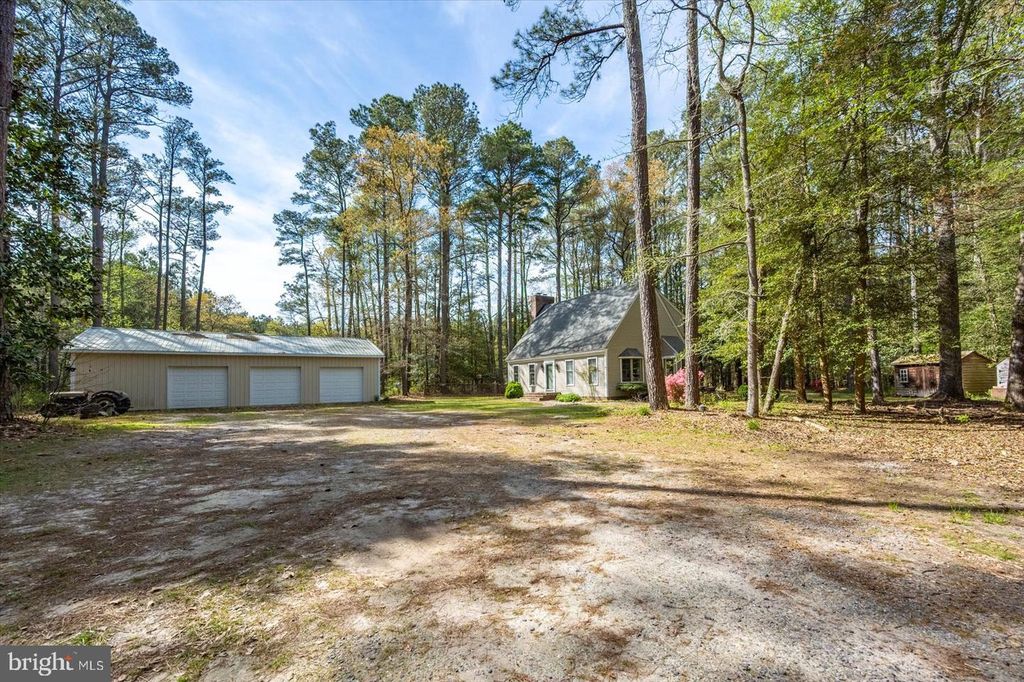 Image 51 of property listing at 3531 TALL PINES LN, Snow Hill, MD 21863