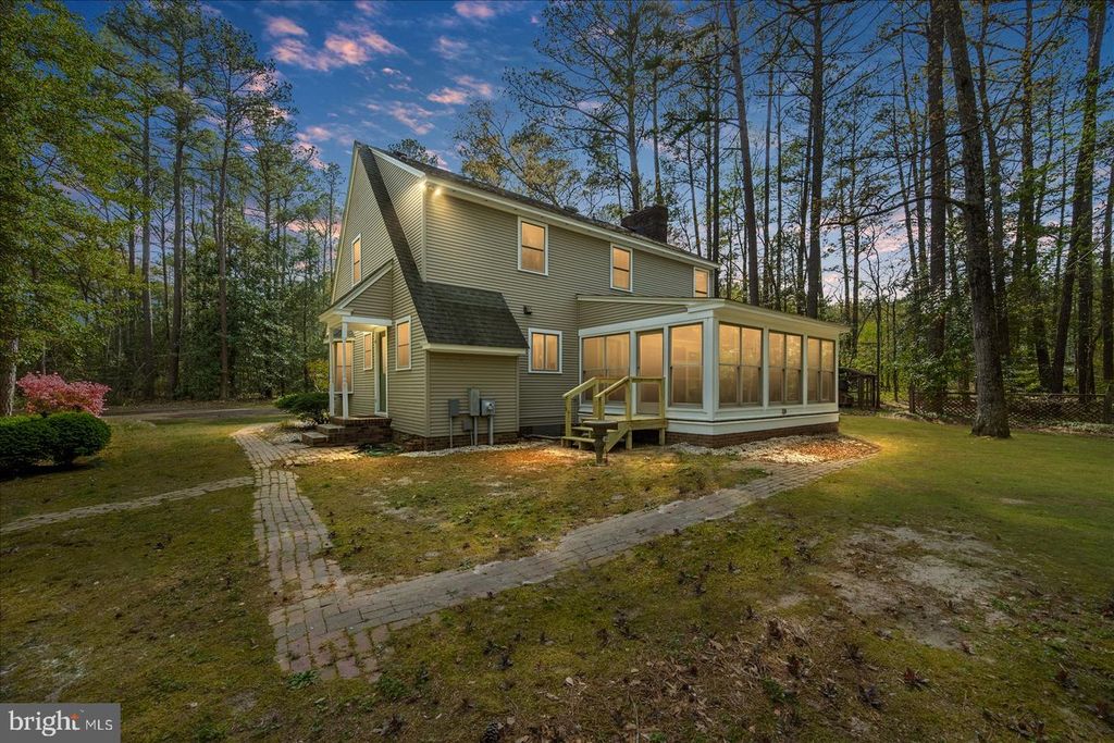 Image 8 of property listing at 3531 TALL PINES LN, Snow Hill, MD 21863