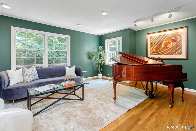 2 Pheasant Run Road, Wilton, CT 06897