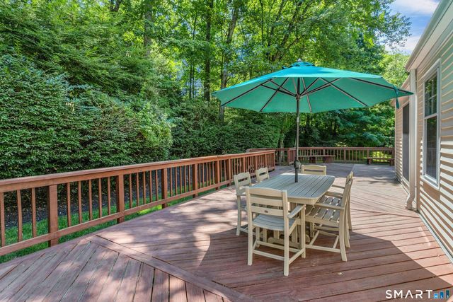 2 Pheasant Run Road, Wilton, CT 06897