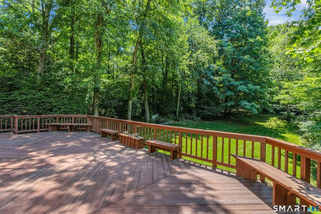 2 Pheasant Run Road, Wilton, CT 06897