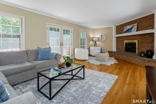 2 Pheasant Run Road, Wilton, CT 06897