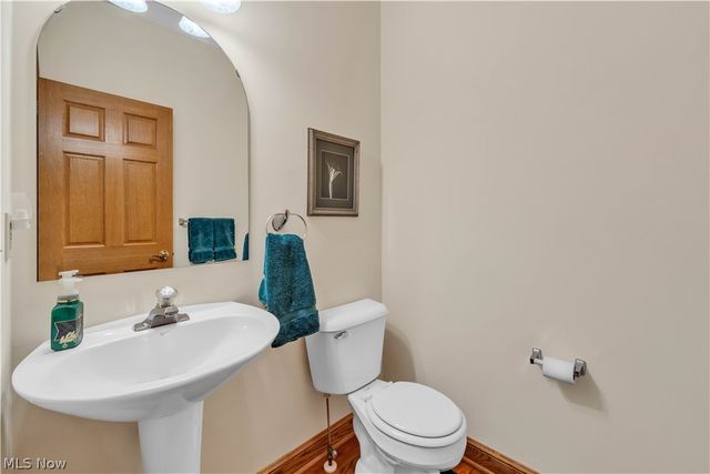 6875 Spring Glen Drive, Valley City, OH 44280