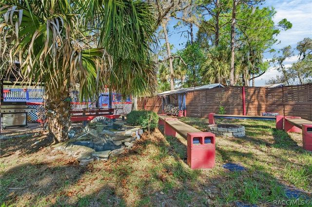5080 N Alexa Terrace, Crystal River, FL 34428