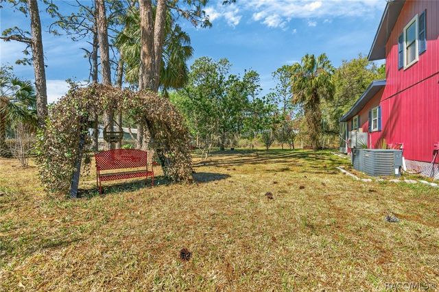 5080 N Alexa Terrace, Crystal River, FL 34428