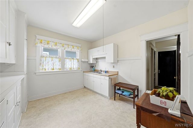 160 Lovering Avenue, Buffalo, NY 14216