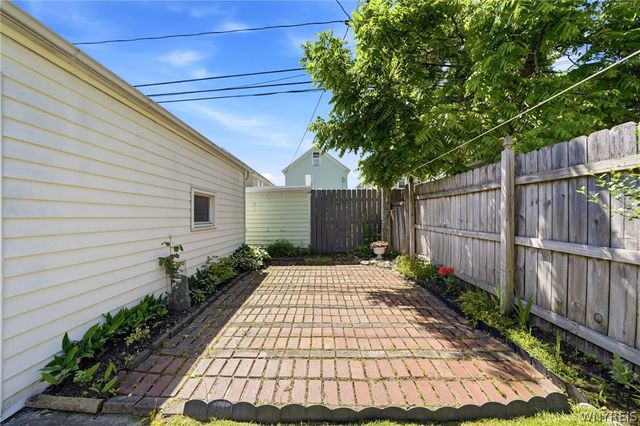 160 Lovering Avenue, Buffalo, NY 14216