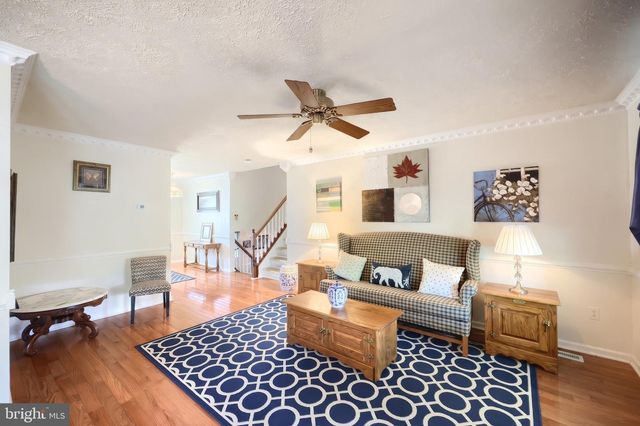 525 BASEHOAR SCHOOL RD, Littlestown, PA 17340