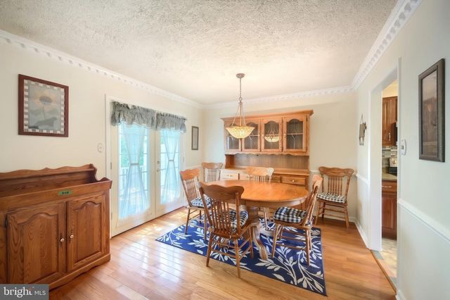 525 BASEHOAR SCHOOL RD, Littlestown, PA 17340