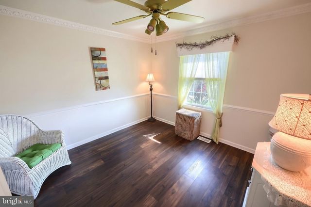 525 BASEHOAR SCHOOL RD, Littlestown, PA 17340