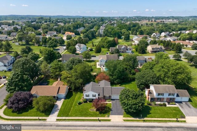 525 BASEHOAR SCHOOL RD, Littlestown, PA 17340