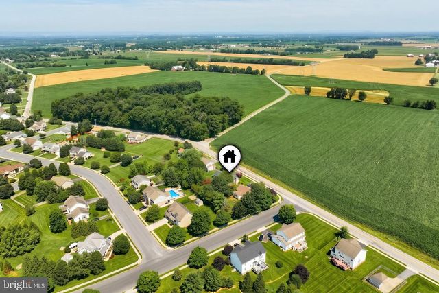 525 BASEHOAR SCHOOL RD, Littlestown, PA 17340
