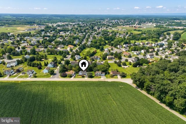 525 BASEHOAR SCHOOL RD, Littlestown, PA 17340
