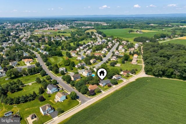 525 BASEHOAR SCHOOL RD, Littlestown, PA 17340