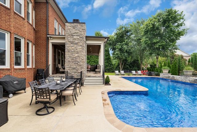 9503 Wexcroft Dr, Brentwood, TN 37027