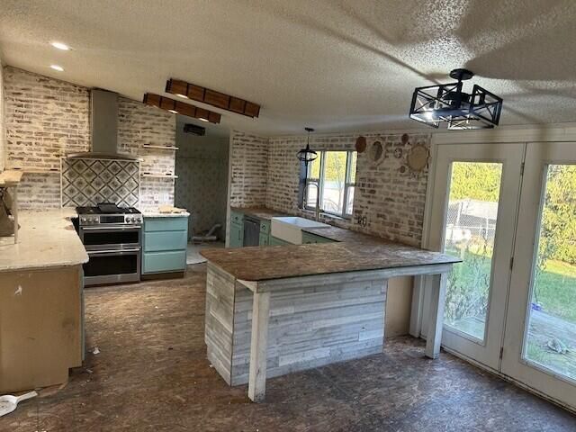 1660 N Bard Road, Gladwin, MI 48624