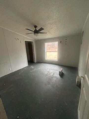 1660 N Bard Road, Gladwin, MI 48624